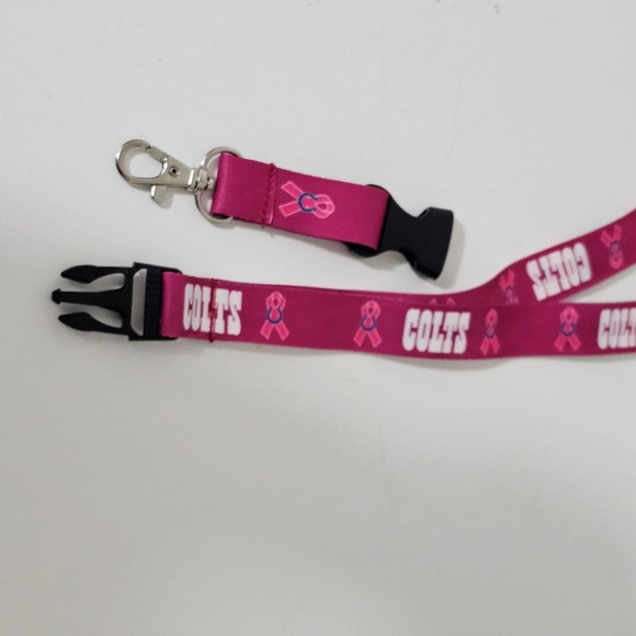 Colts -Breast Cancer Key chain‎ ID holder - Picture 4 of 5